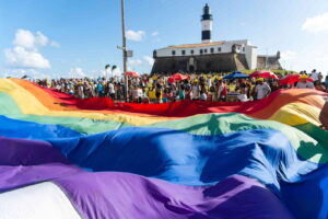 parada lgbt em salvador